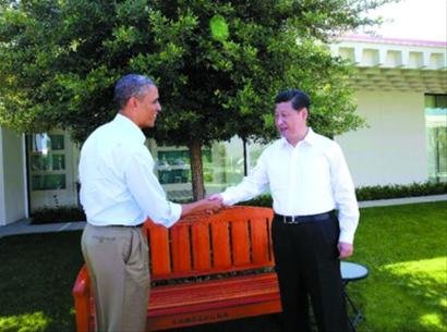 习奥会：习近平开茅台祝酒 奥巴马赠红杉木椅